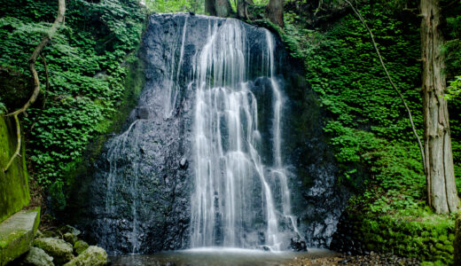 大滝山自然公園の道川大滝・秋田市から20分の渓流&自然散策路
